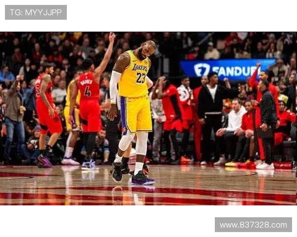 [CBA]“约老师”微微发力 詹姆斯无奈空砍.